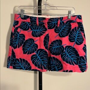 EUC Crown & Ivy Shorts Pink Leaf Print Pockets Size 6